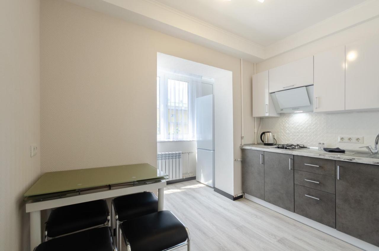 Artal Apartment On Obolonskyi Avenue 16 كييف المظهر الخارجي الصورة