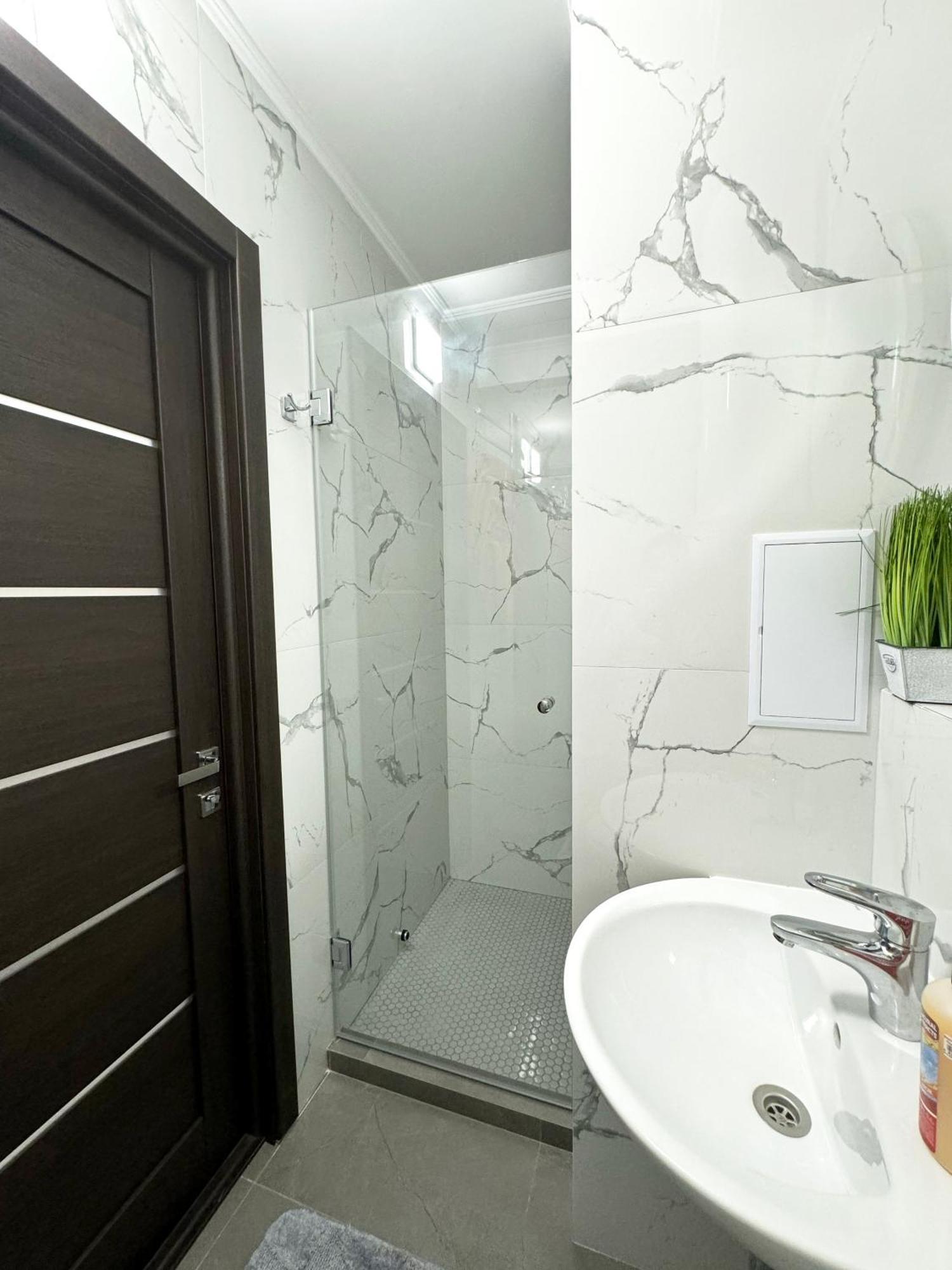 Artal Apartment On Obolonskyi Avenue 16 كييف المظهر الخارجي الصورة